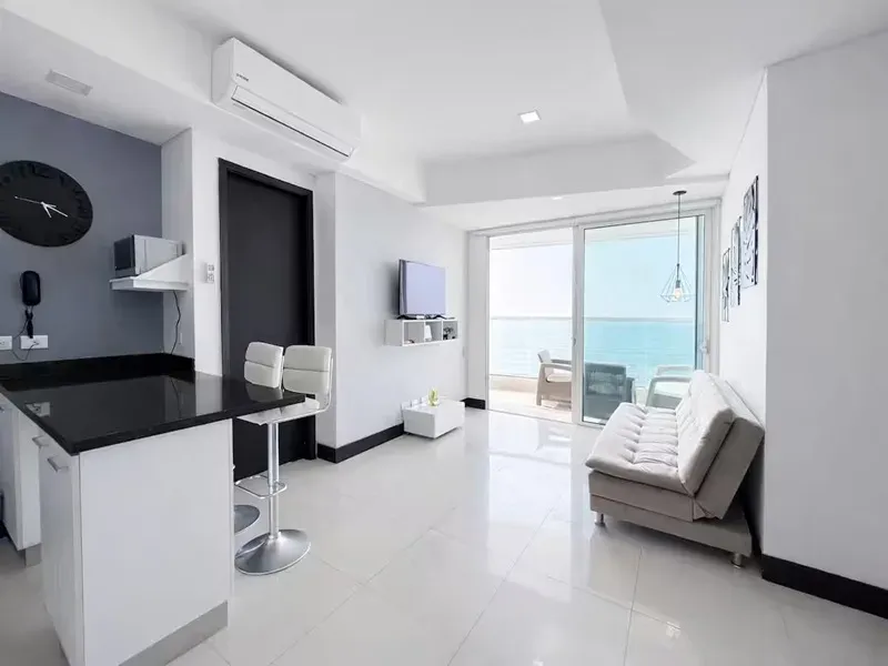 Apartment Skyline Ocean