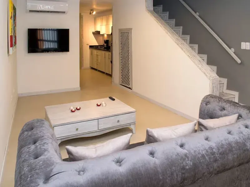 Canva House