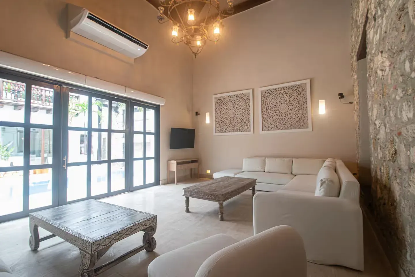 Villa Gallery