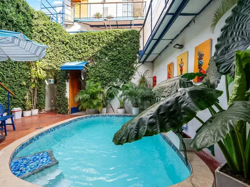 Casa Tropical Elegance