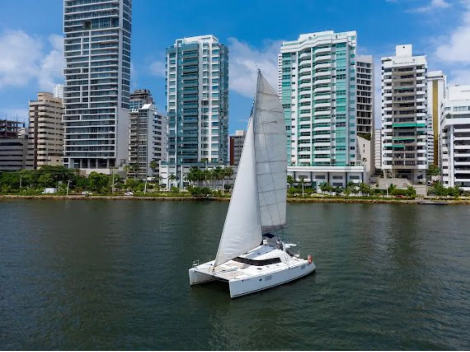 Lagoon 44