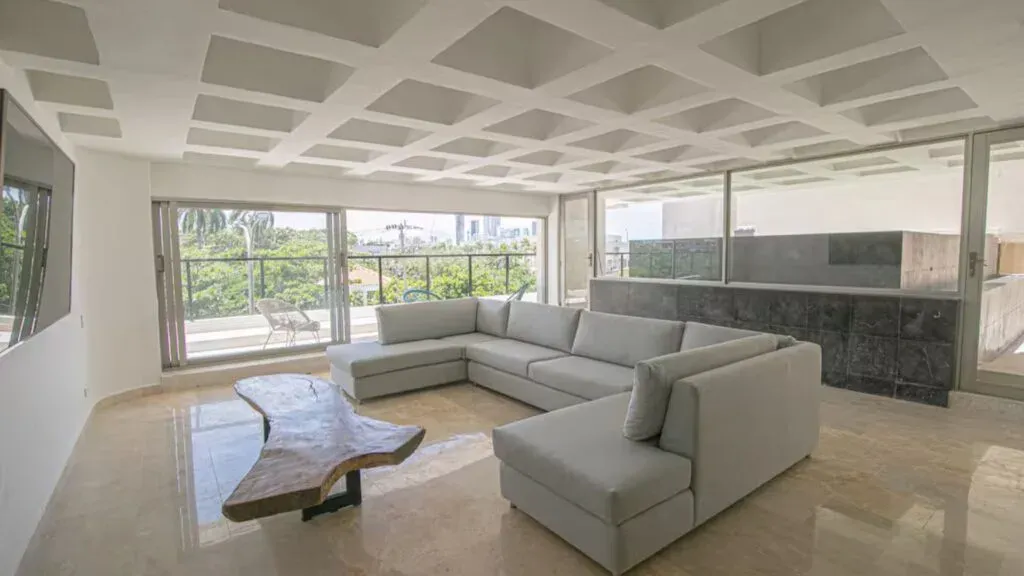 Matuna House