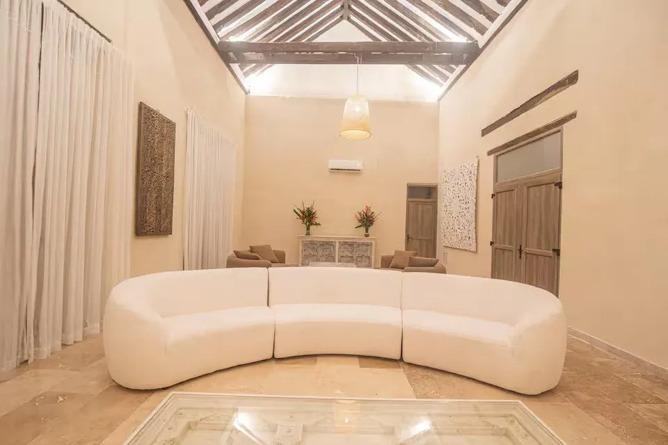 Villa Gallery