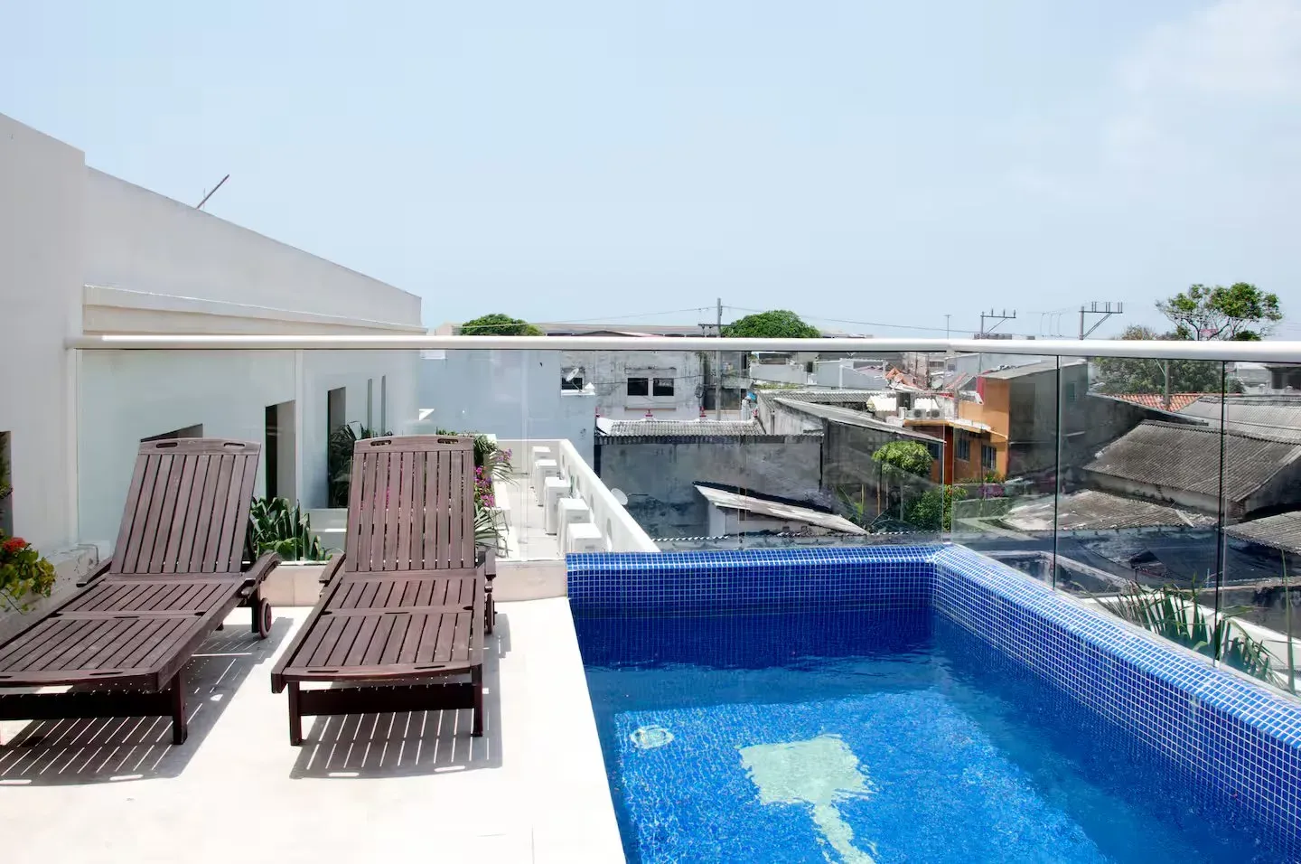San Diego Suites