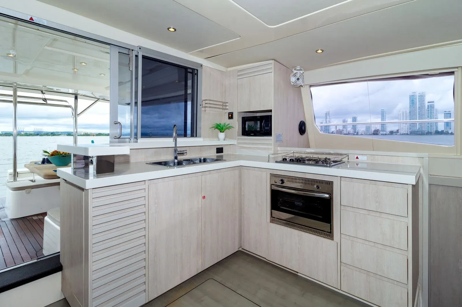 Catamaran 51