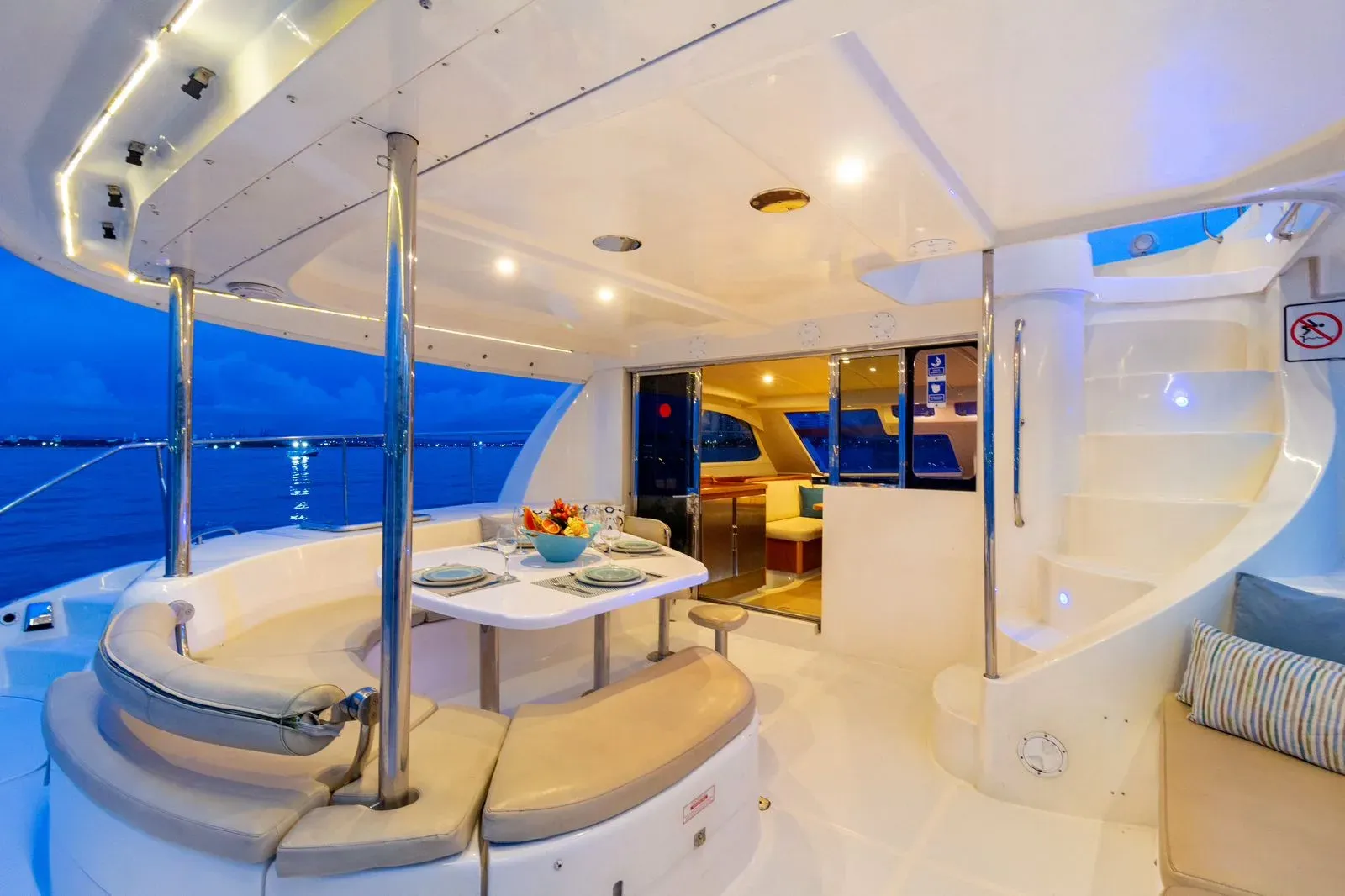 Catamaran 47