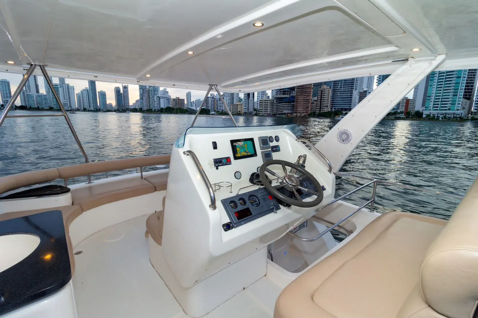 Catamaran 47 gallery photo 2