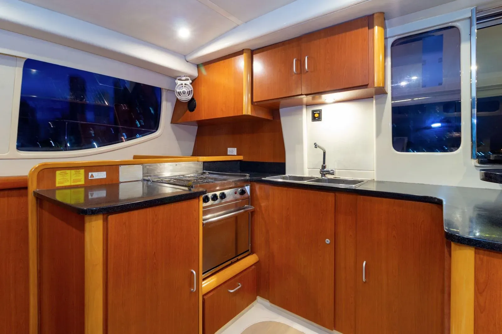 Catamaran 47 gallery photo 3